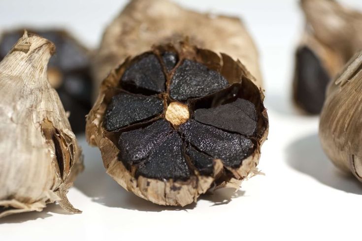 Mencegah Penyakit Kanker dengan Mengkonsumsi Black Garlic - iZaura